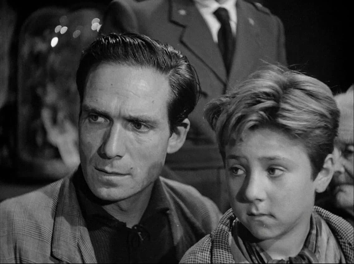 Bicycle Thieves (1948)